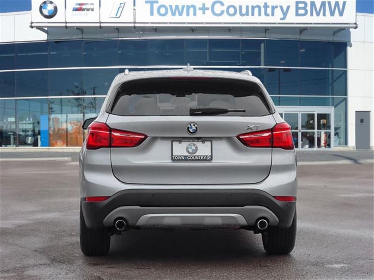2016 BMW X1 Xdrive28i Premium Package Essential Photo3