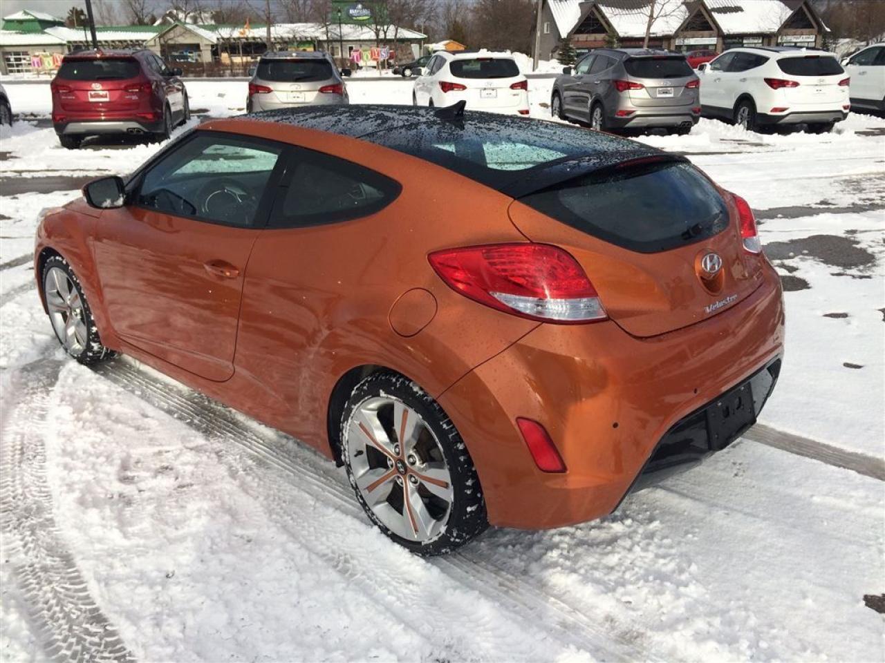 2015 Hyundai Veloster Tech DCT Auto NAV, PANROOF, PADDLE SHIFT!!!! Photo2