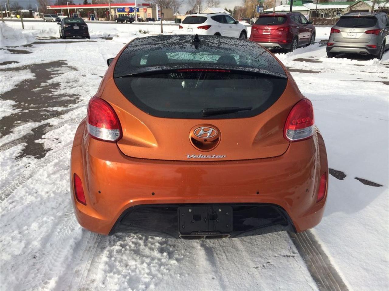 2015 Hyundai Veloster Tech DCT Auto NAV, PANROOF, PADDLE SHIFT!!!! Photo3