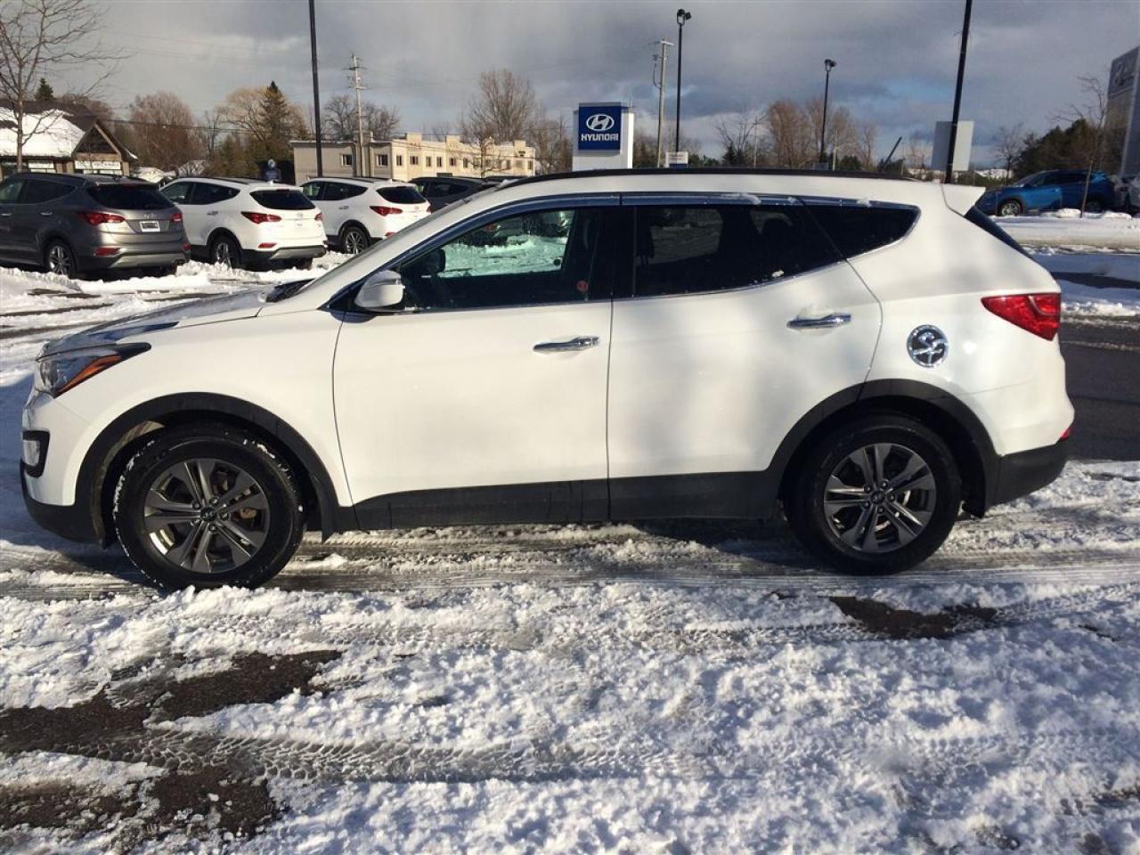 2015 Hyundai Santa Fe Luxury, Leather,Pan roof!!!! Photo