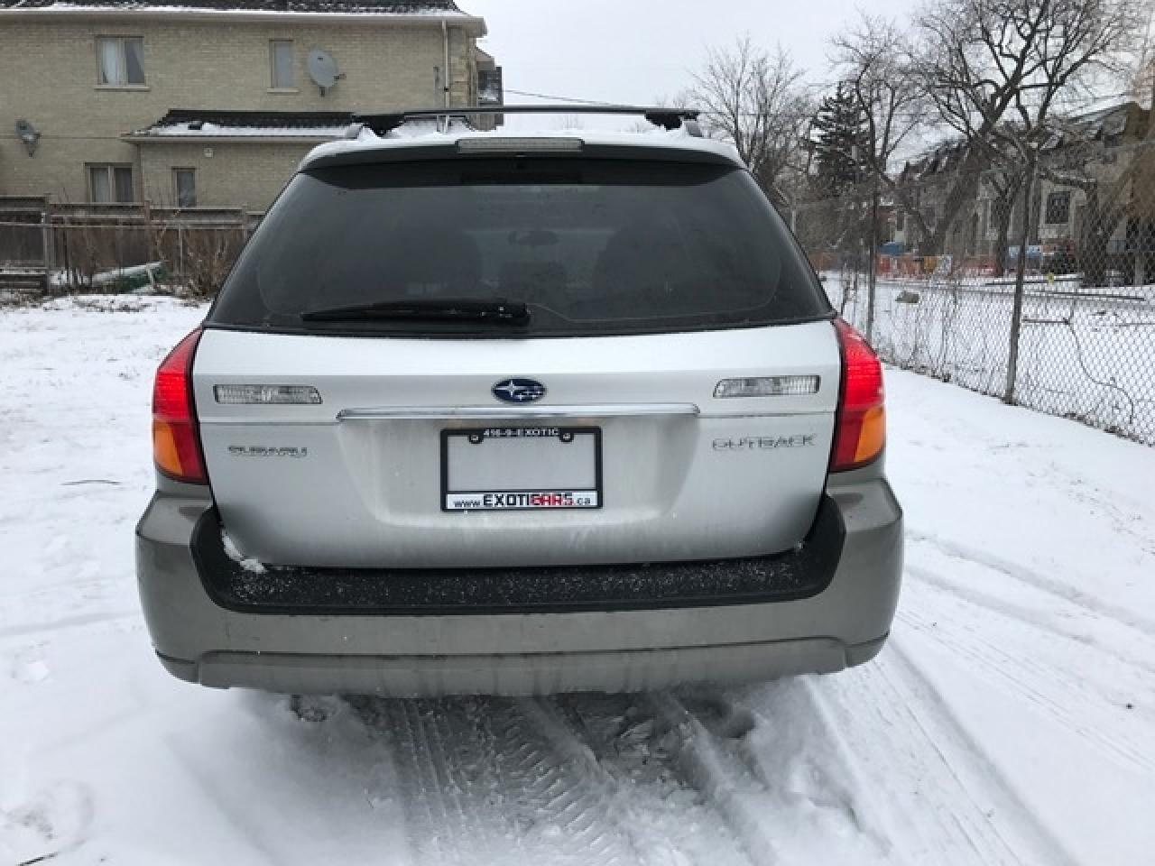 2005 Subaru Outback Leather - No Accidents Photo4