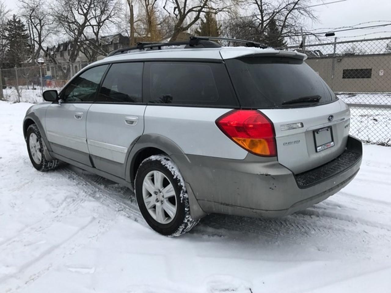 2005 Subaru Outback Leather - No Accidents Photo