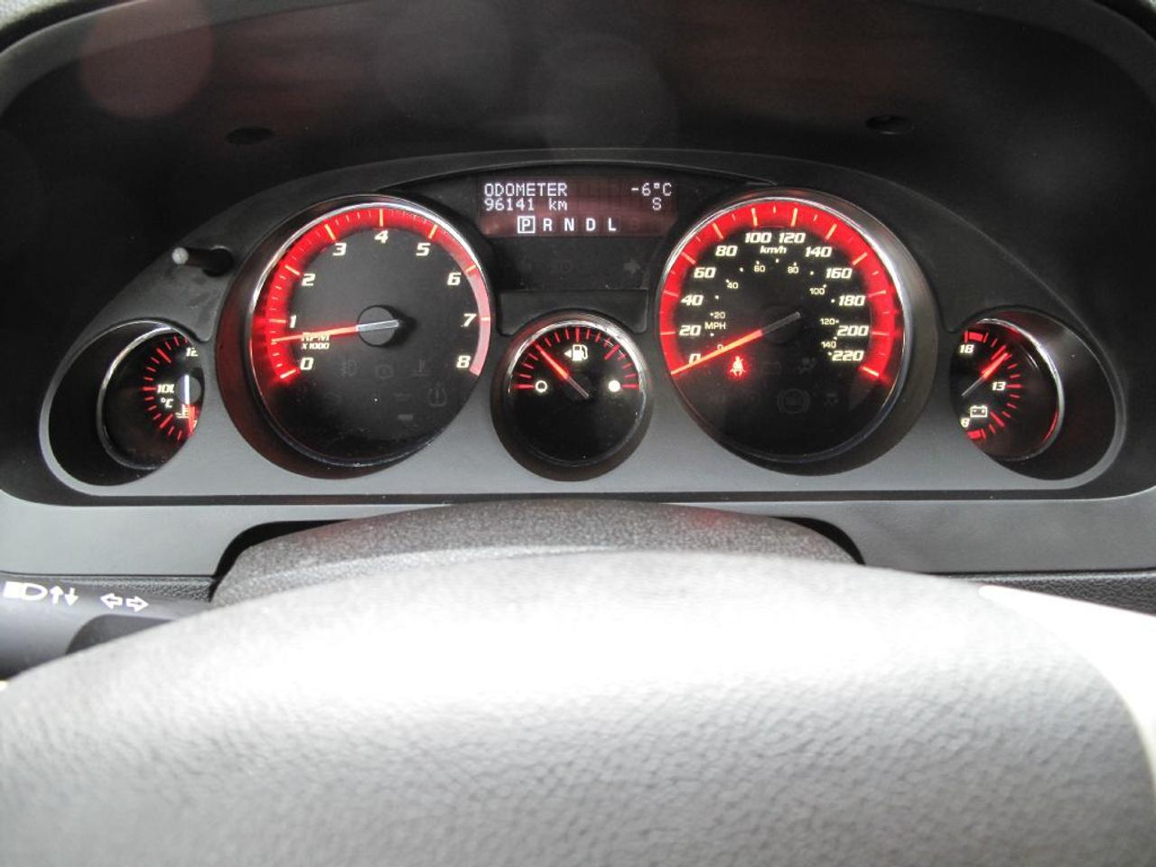 2012 GMC Acadia SLT - FWD - Leather Photo