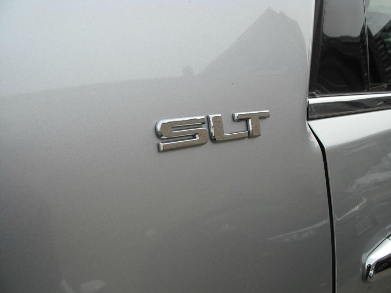 2012 GMC Acadia SLT - FWD - Leather Photo