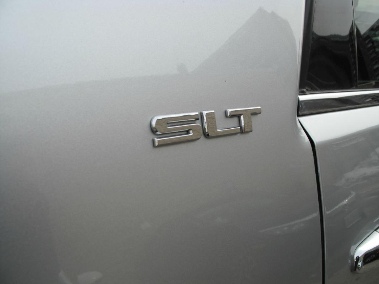 2012 GMC Acadia SLT - FWD - Leather - Photo #13
