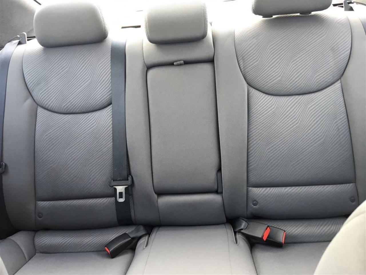 2013 Hyundai Elantra GL AUTO Photo