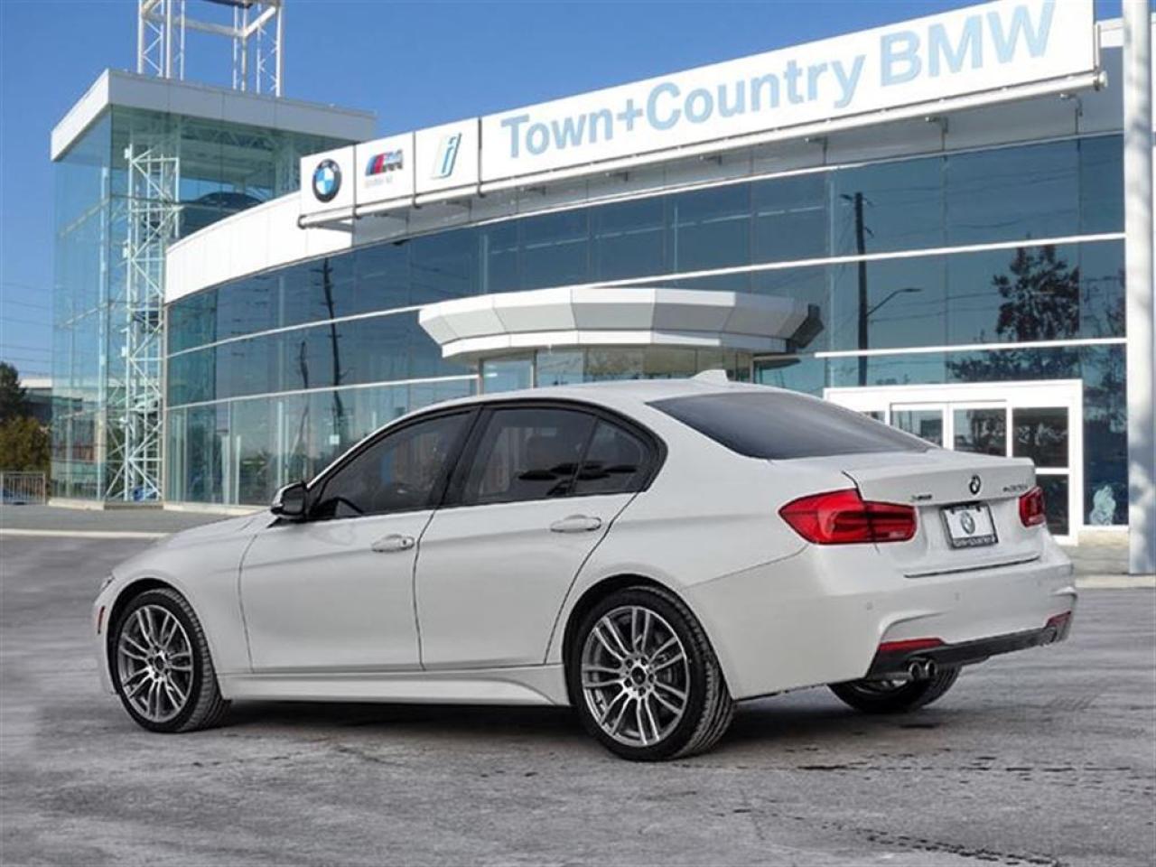 2016 BMW 328i Xdrive Sedan (8E37) m-Sport/nav/19 Photo3