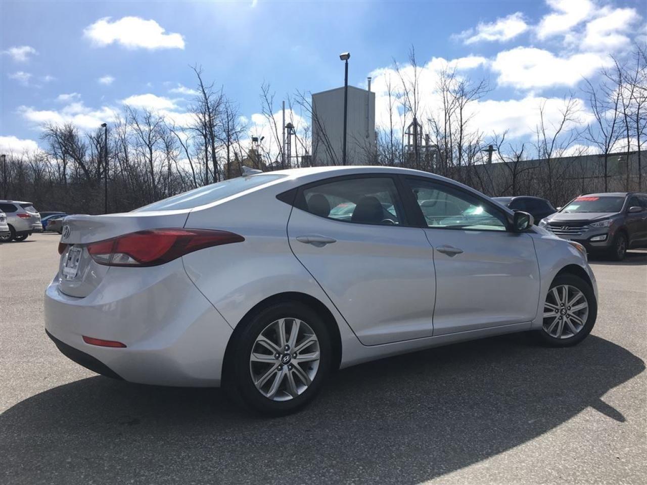 2016 Hyundai Elantra SE Photo4