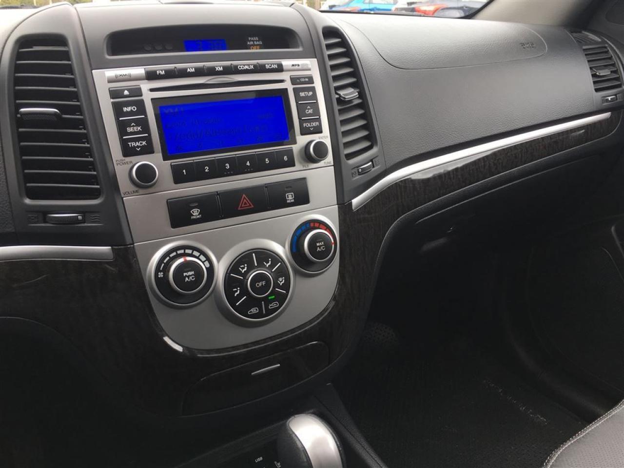 2009 Hyundai Santa Fe GLS Photo