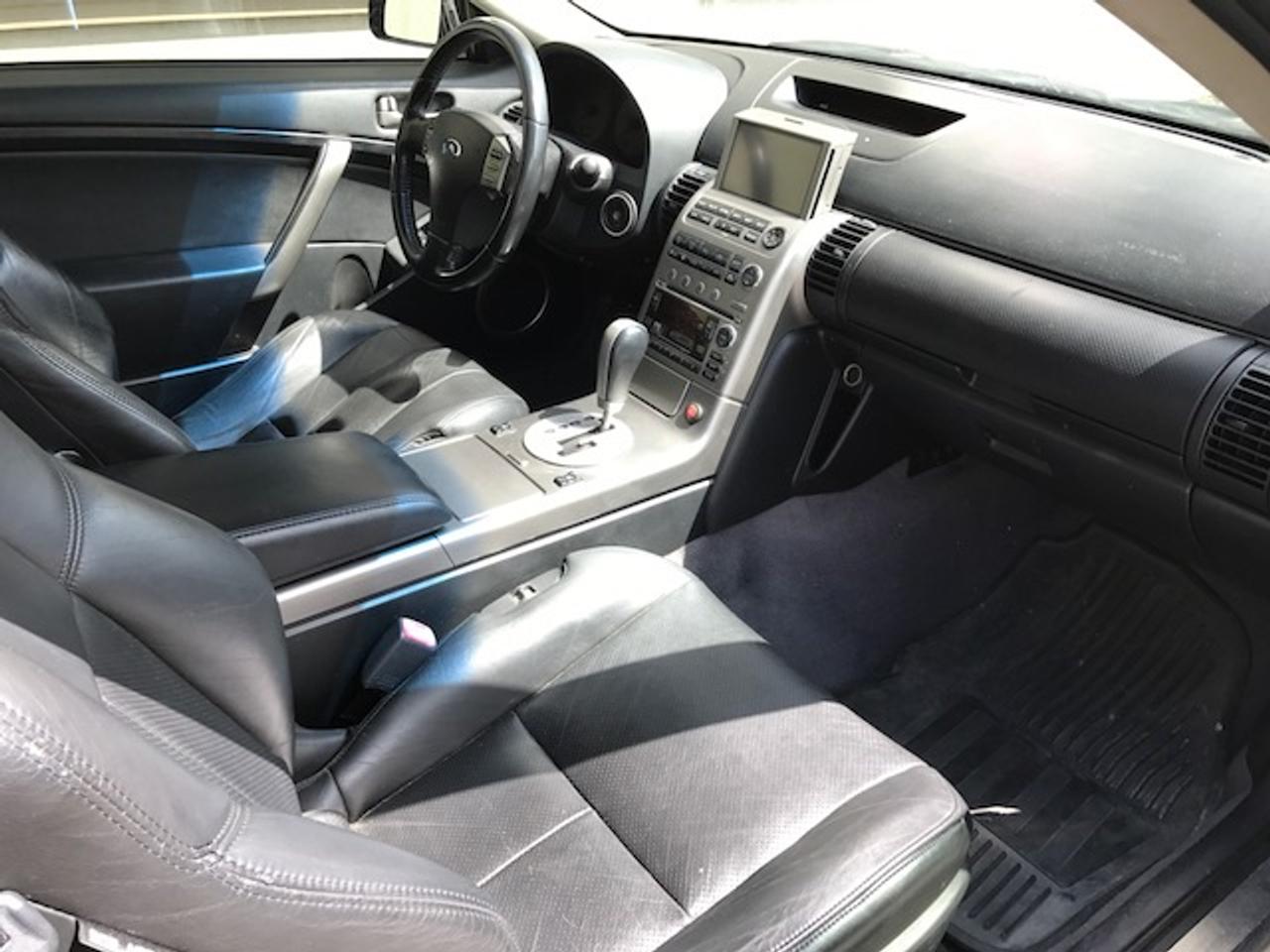 2003 Infiniti G35 Loaded! Auto, Navi, Low km's - Photo #9