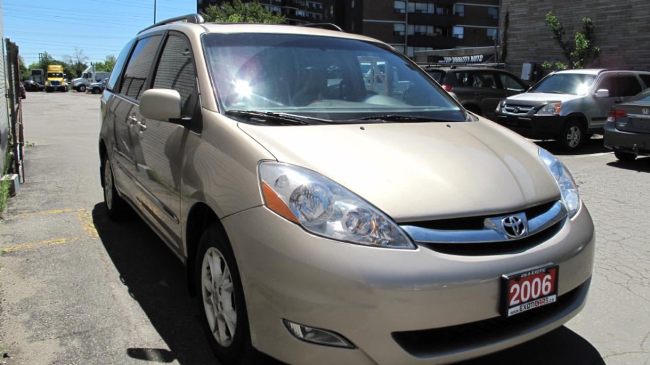 2006 Toyota Sienna XLE LTD AWD! - Photo #4