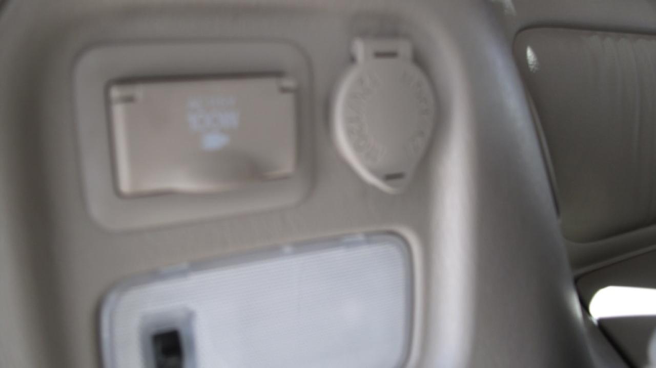 2006 Toyota Sienna XLE LTD AWD! - Photo #9