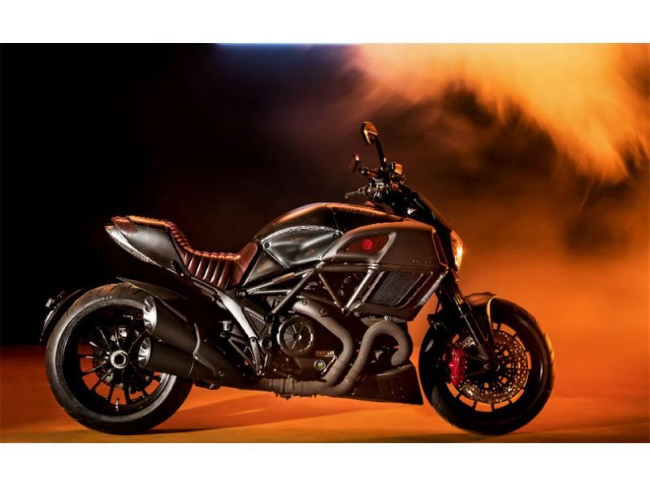 New 2017 Ducati Diavel Carbon Motorcycles In Albuquerque Nm Stock