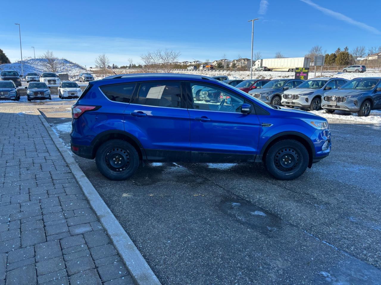2017 Ford Escape TITANIUM, MOONROOF, NAV, POWER LIFTGATE, LOCAL! Photo