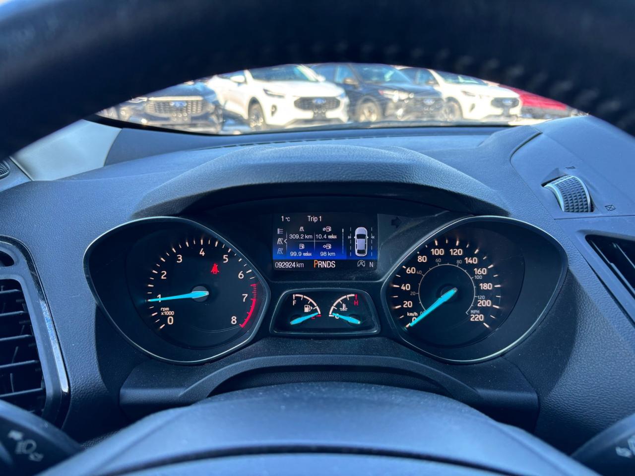 2017 Ford Escape TITANIUM, MOONROOF, NAV, POWER LIFTGATE, LOCAL! Photo