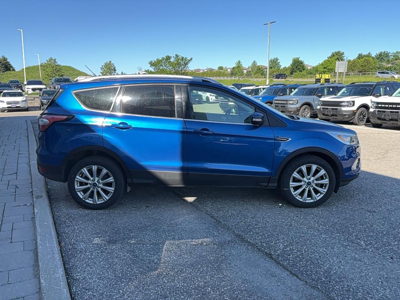 2017 Ford Escape LOCAL TRADE, TITANIUM, 2L, 301A PACKAGE, LOADED! Photo4