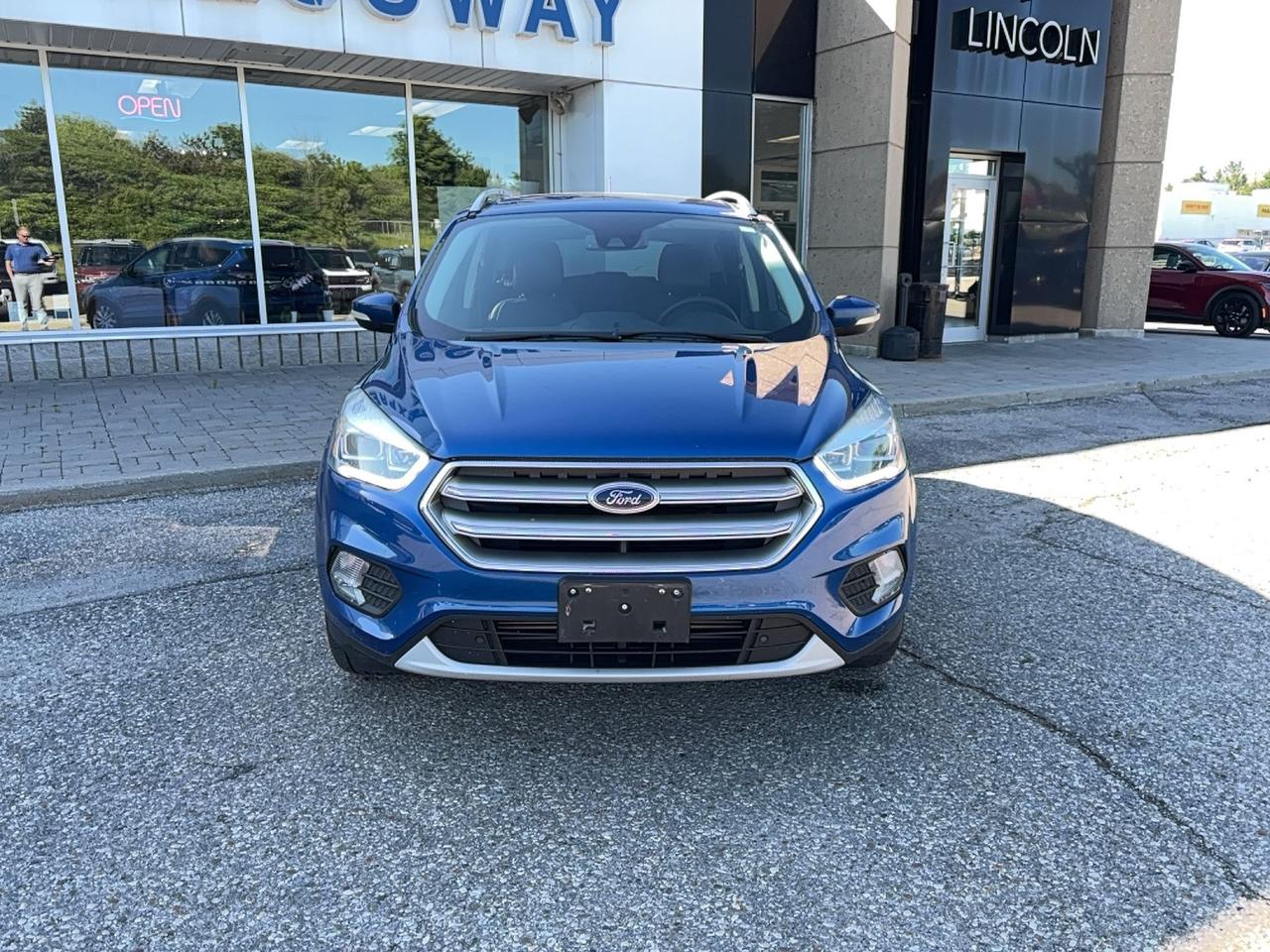 2017 Ford Escape LOCAL TRADE, TITANIUM, 2L, 301A PACKAGE, LOADED! Photo2