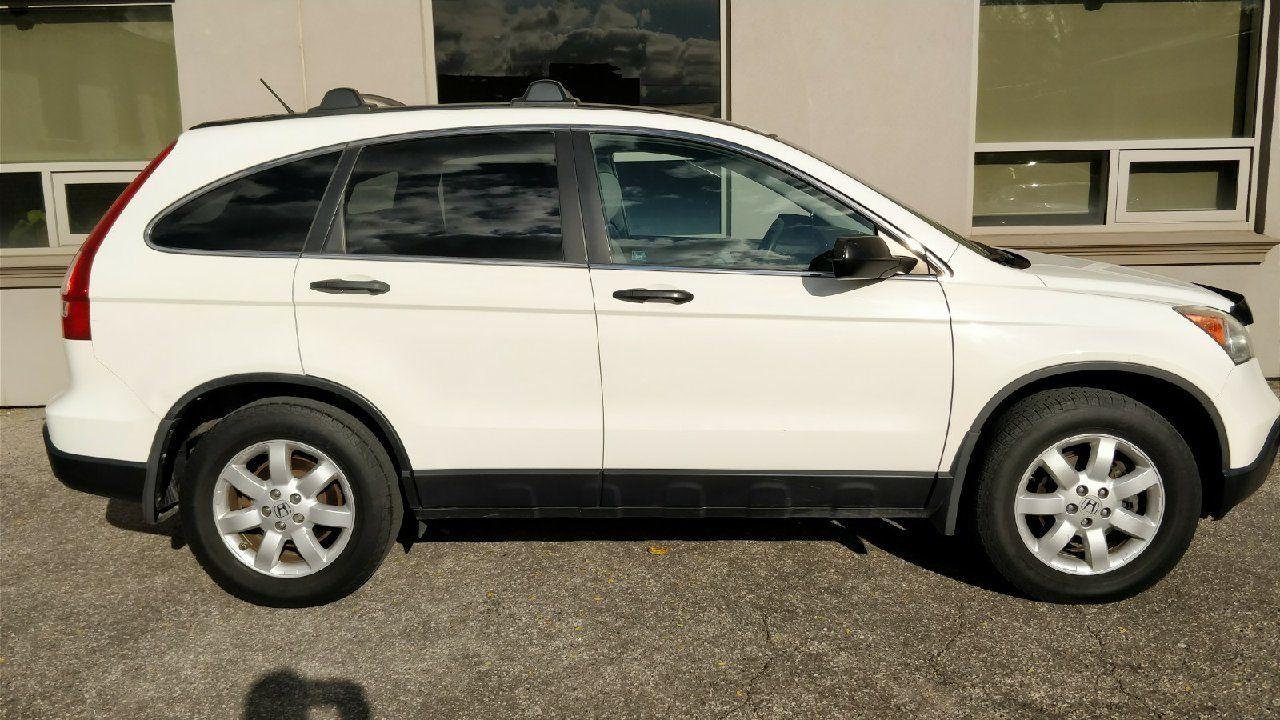 2008 Honda CR-V EX with Sunroof. No accidents! Photo3