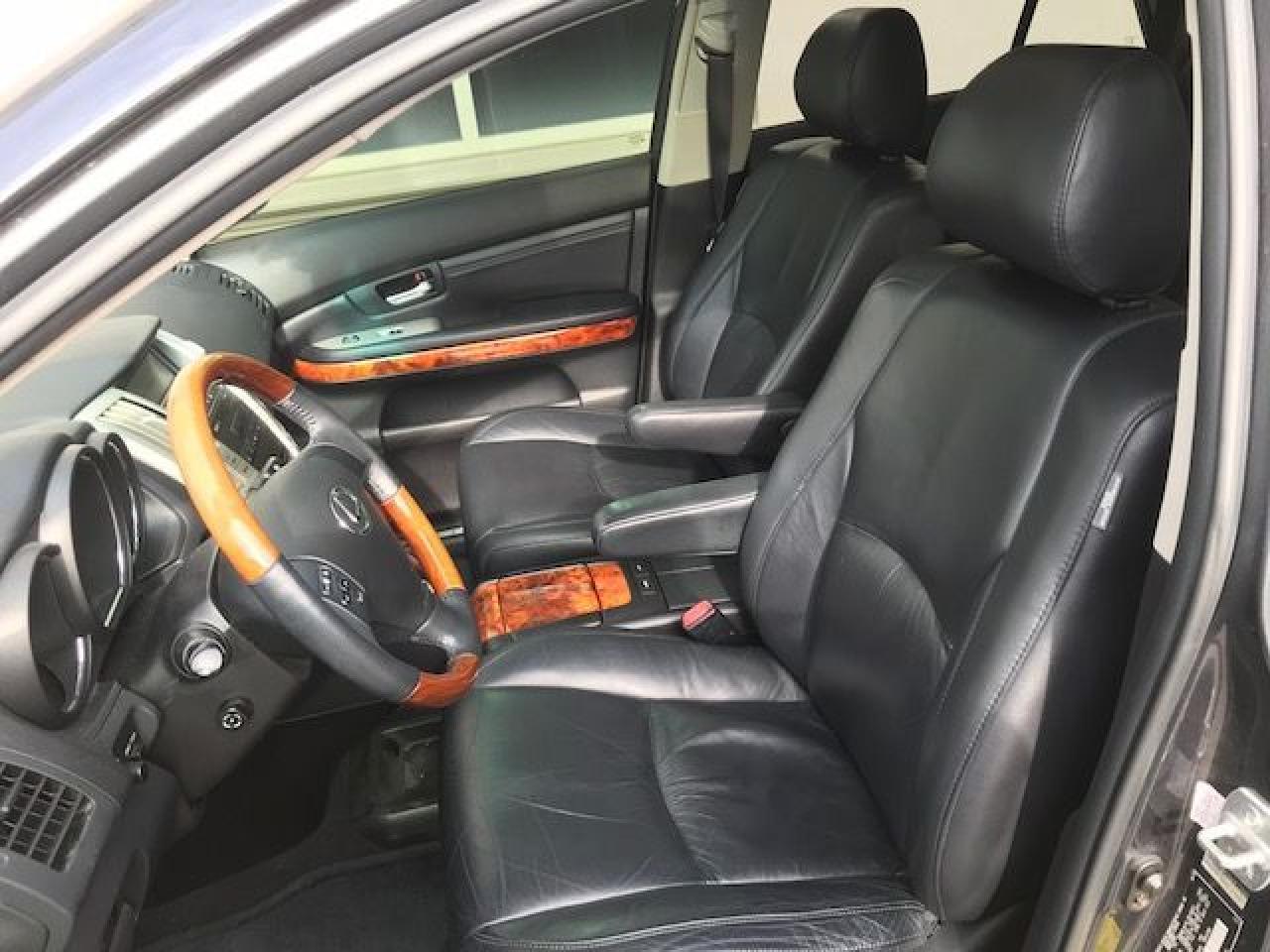 2007 Lexus RX 350 Leather • Heated Seats - Photo #11