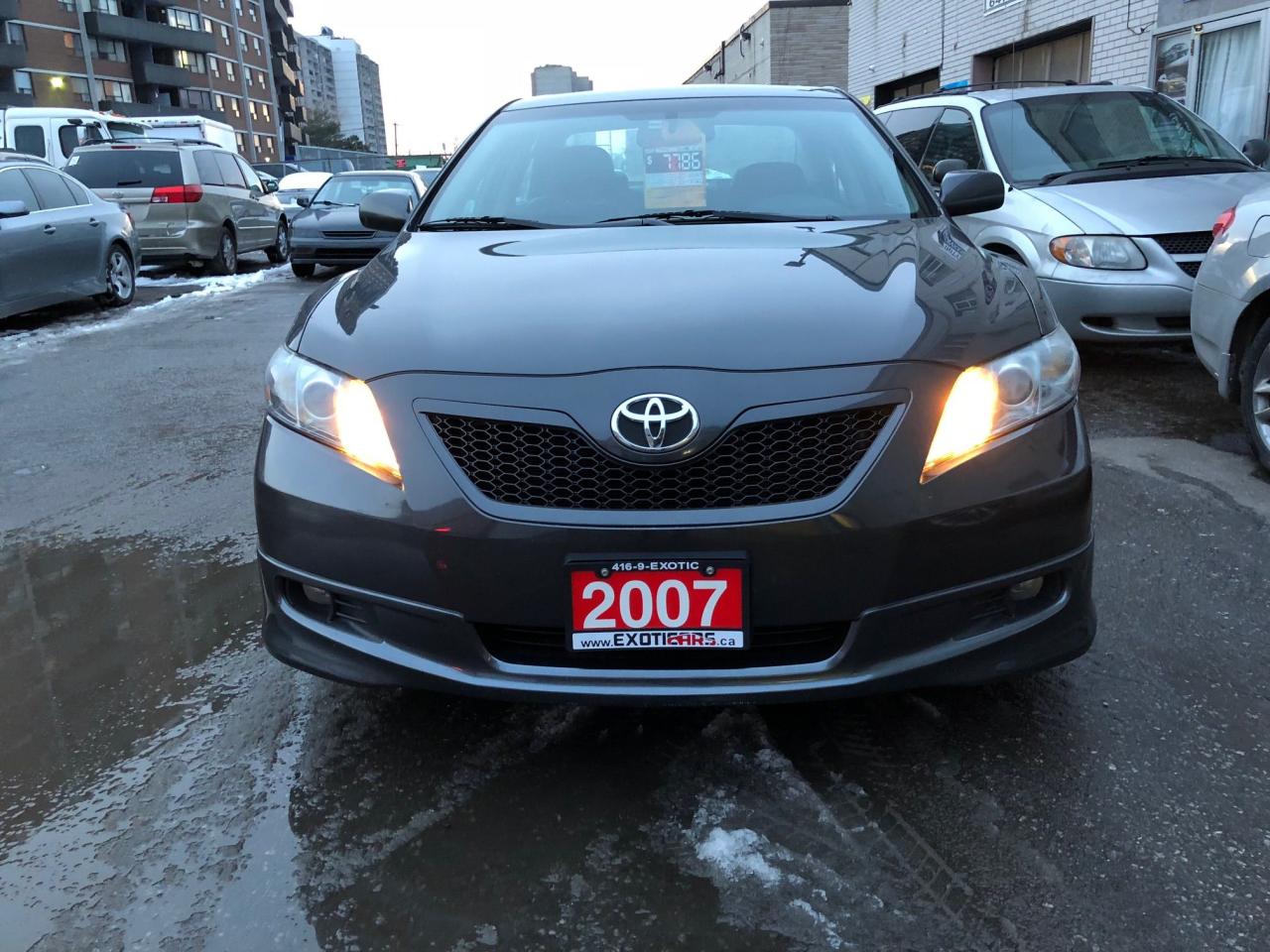 2007 Toyota Camry SE • 4 CYL • Winters •  No Accidents! - Photo #2