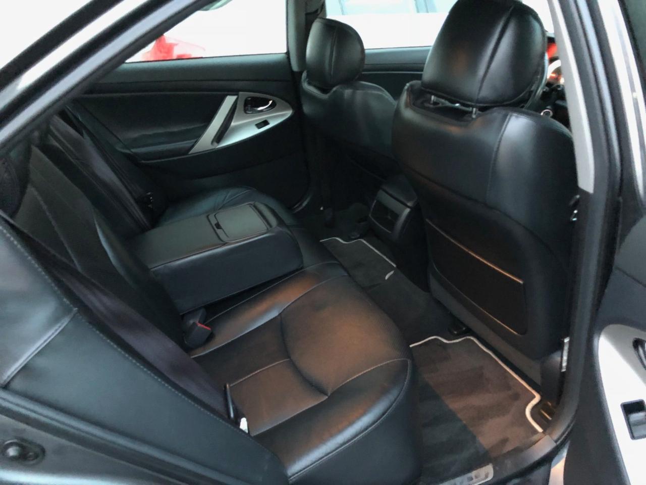 2007 Toyota Camry SE • 4 CYL • Winters •  No Accidents! - Photo #10