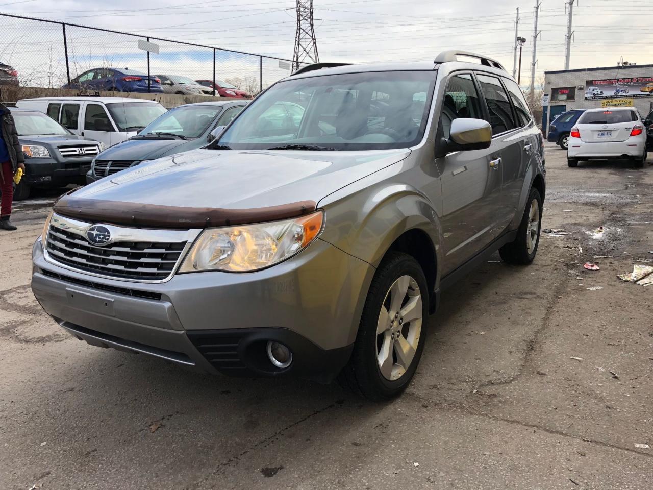 2010 Subaru Forester SportTech with Nav! Low Mileage! No Accidents! Photo2