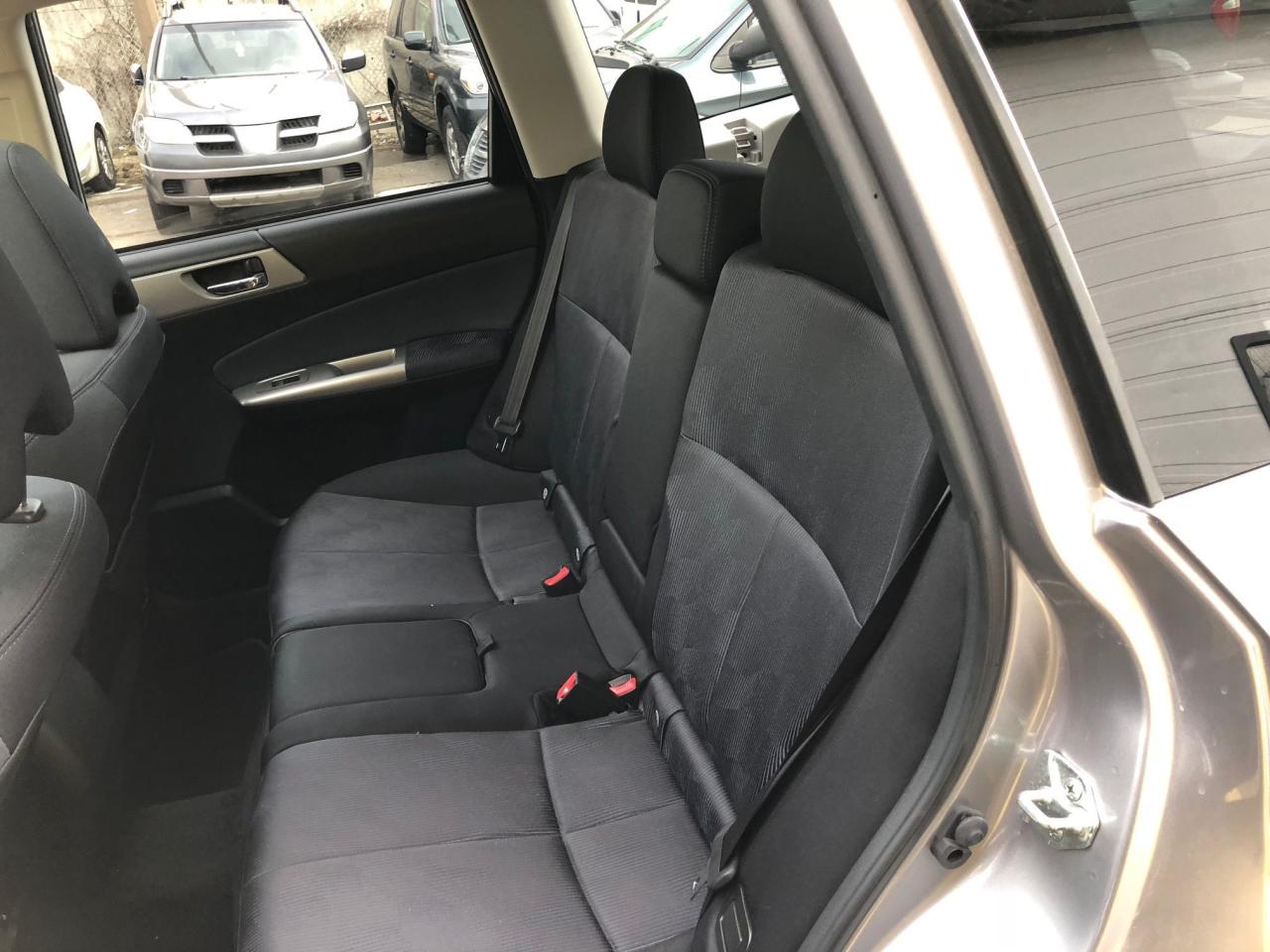 2010 Subaru Forester SportTech with Nav! Low Mileage! No Accidents! - Photo #8