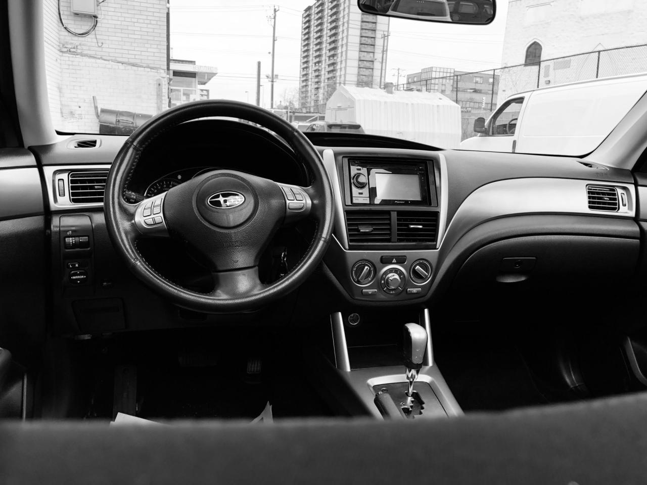 2010 Subaru Forester SportTech with Nav! Low Mileage! No Accidents! - Photo #9