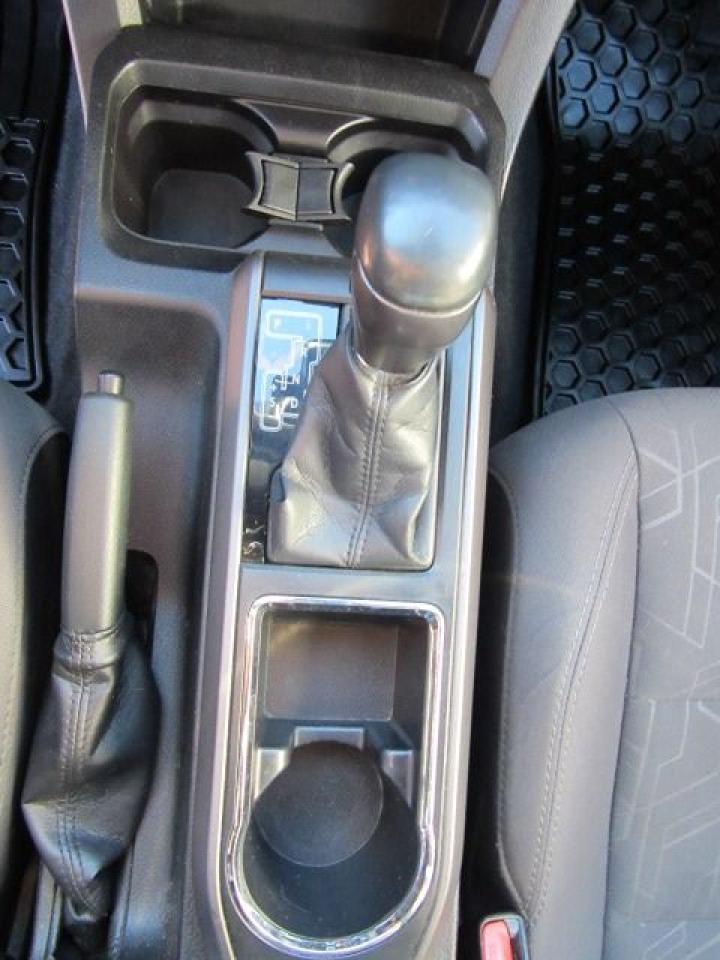 2018 Toyota Tacoma SR5 - Photo #16