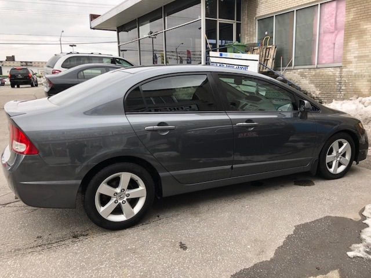 2011 Honda Civic SE • Low km • No Accidents