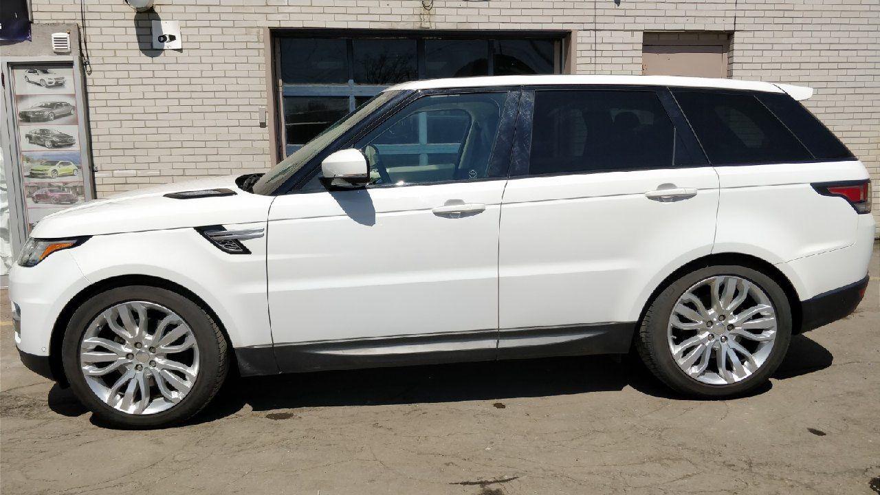 2015 Land Rover Range Rover Sport HSE • 7 Passenger • Low Km • No Accidents Photo