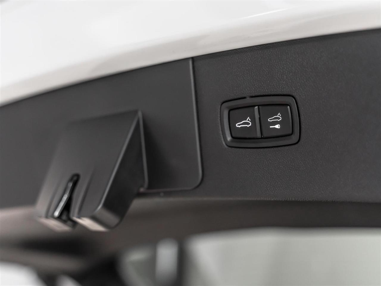 2020 Porsche Cayenne $499 BI WEEKLY $5000 DOWN |COUPE|PREMIUM PLUS|SPORT CHRONO|ADAPT CRUISE|360CAM|LOADED Photo