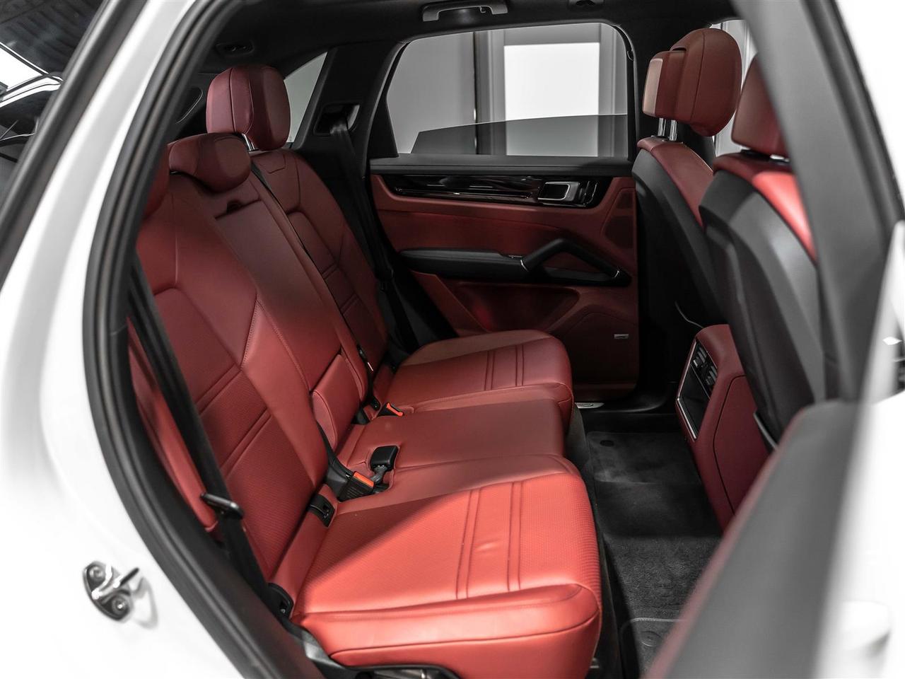 2020 Porsche Cayenne $499 BI WEEKLY $5000 DOWN |COUPE|PREMIUM PLUS|SPORT CHRONO|ADAPT CRUISE|360CAM|LOADED Photo