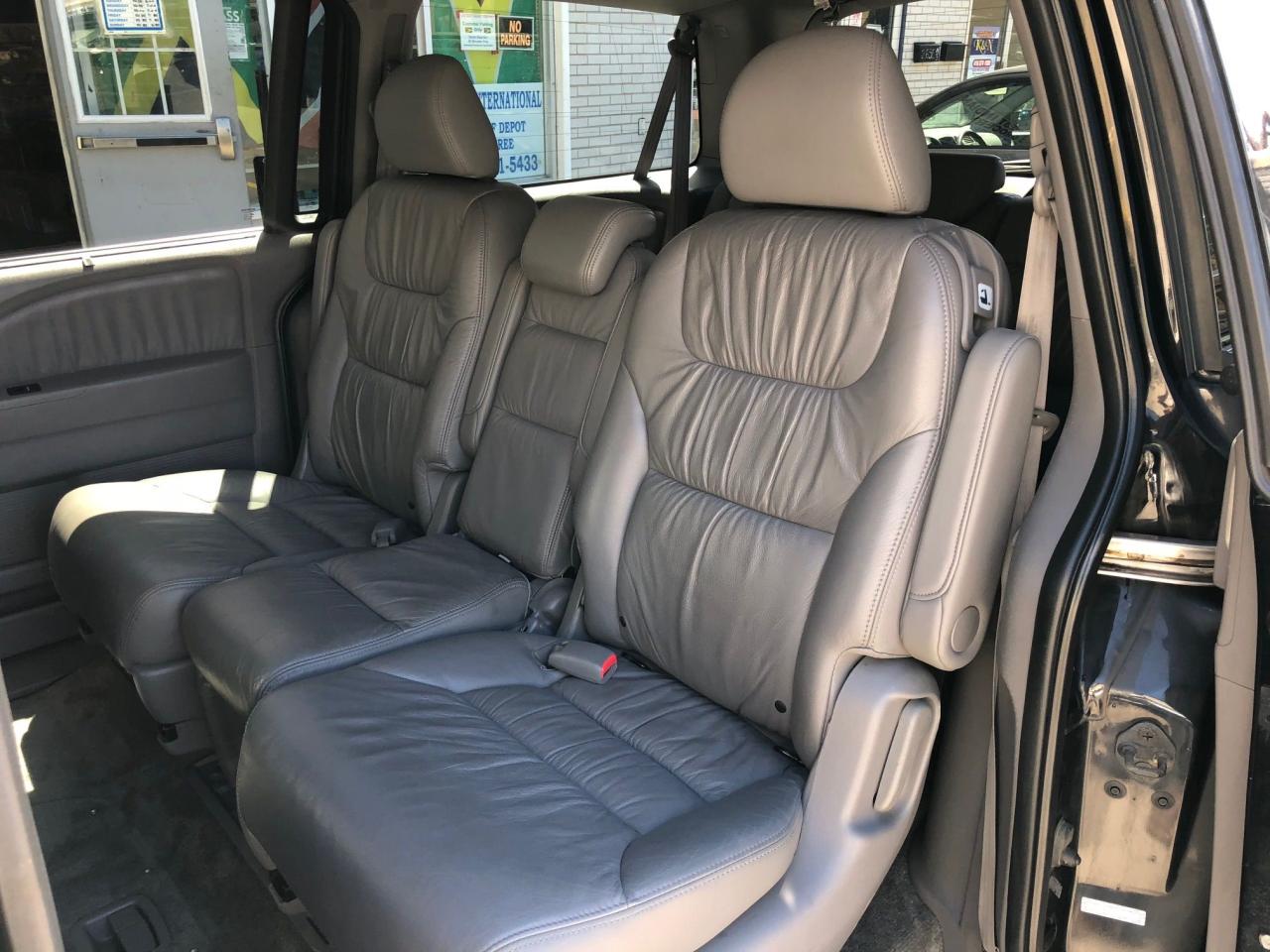 2008 Honda Odyssey EX-L, Leather, Sunroof, RES, Low KM, No accidents!