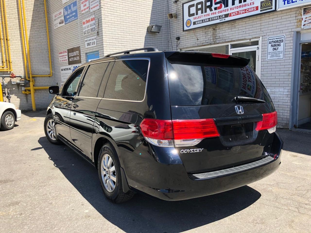 2008 Honda Odyssey EX-L, Leather, Sunroof, RES, Low KM, No accidents!