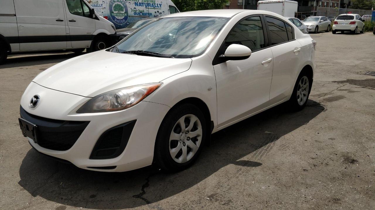 2010 Mazda MAZDA3 GX • No Accidents! Auto! Photo