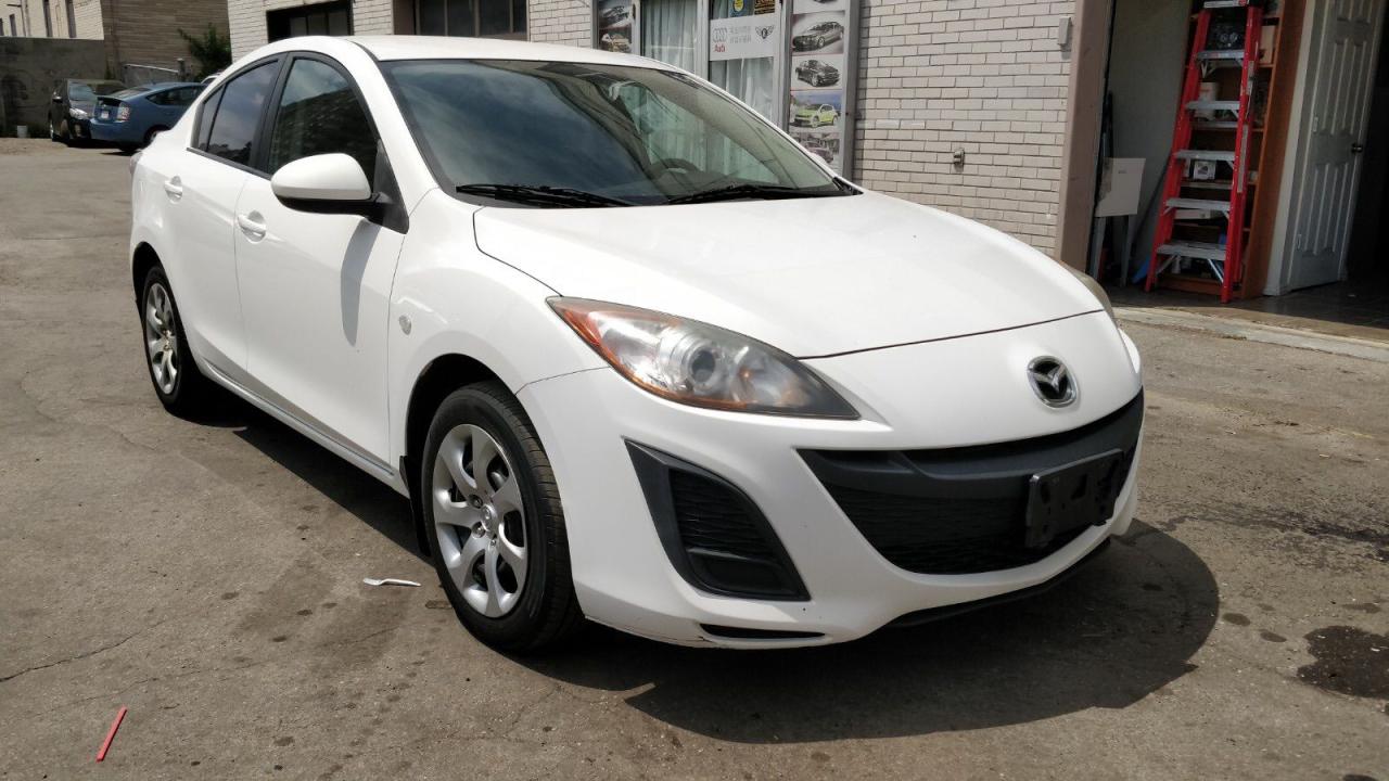 2010 Mazda MAZDA3 GX • No Accidents! Auto! Photo3