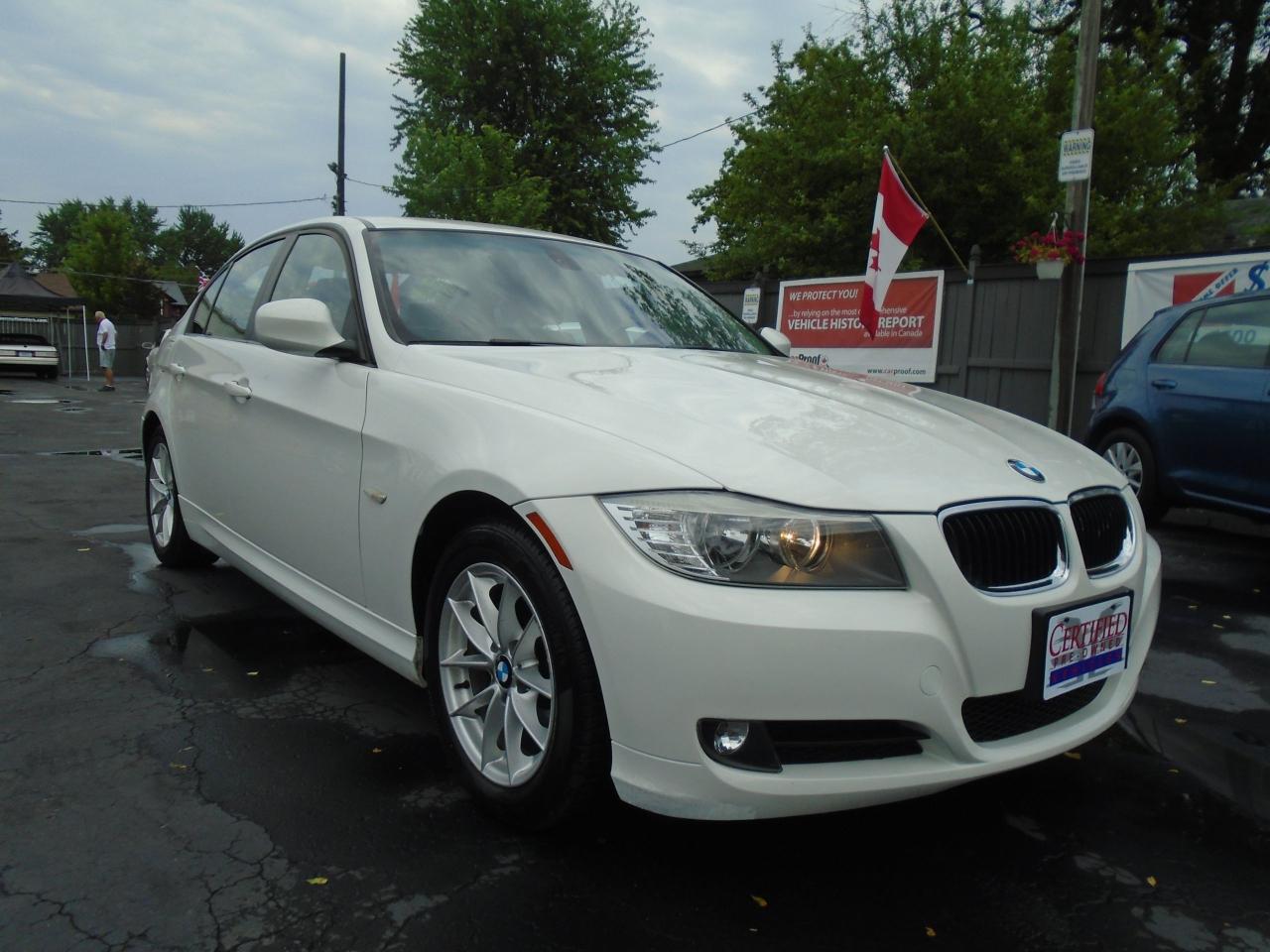 2011 BMW 3 Series 323i INTERNET SALE $500 REBATE - Photo #4