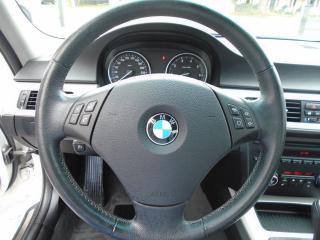 2011 BMW 3 Series 323i INTERNET SALE $500 REBATE - Photo #15