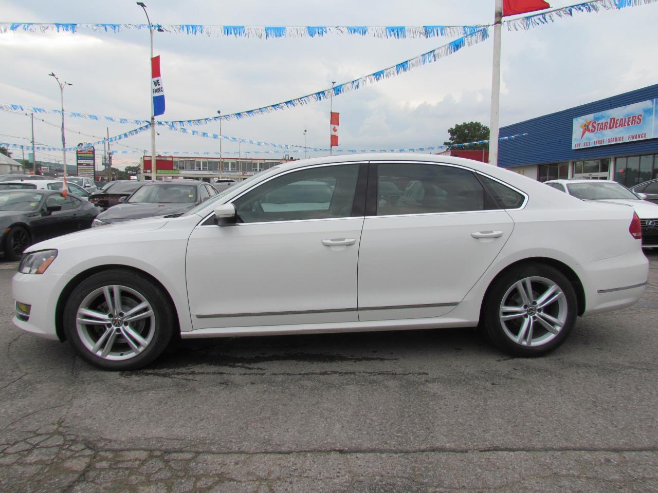 Used 2015 Volkswagen Passat Highline NAV ROOF LEATHER LOADED WE FINANCE ALL CR for sale in London, ON