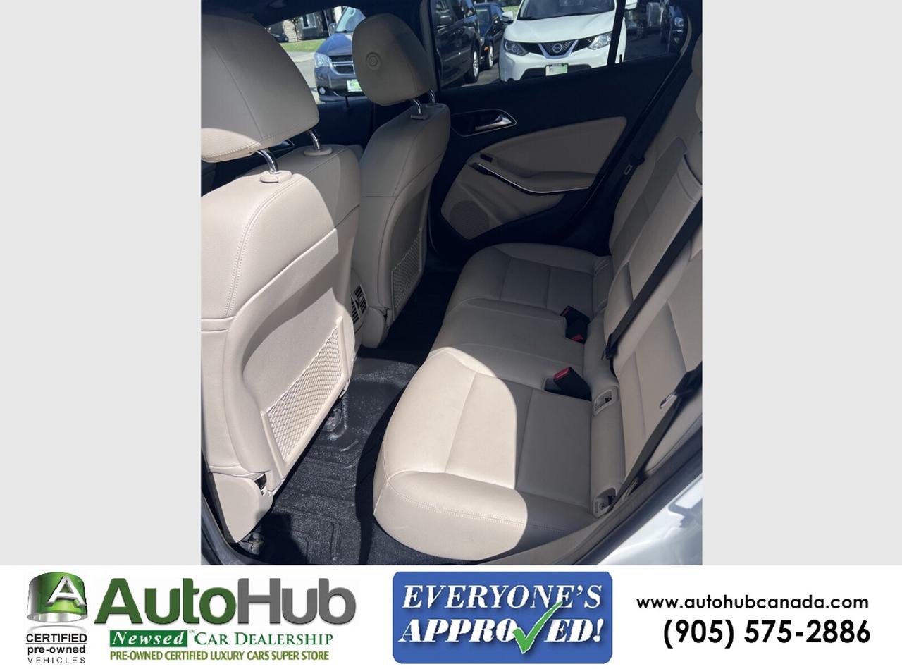 2015 Mercedes-Benz GLA 250 4MATIC-NAV-PANO.ROOF-LEATHER Photo