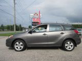 Used 2004 Toyota Matrix XR / AUTO / AC / ACCIDENT FREE/ SERVICE HISTORY for sale in Newmarket, ON