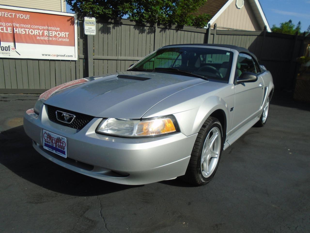 2000 Ford Mustang GT - Photo #11