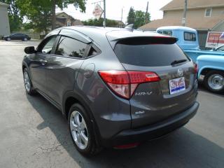 2016 Honda HR-V LX - Photo #9