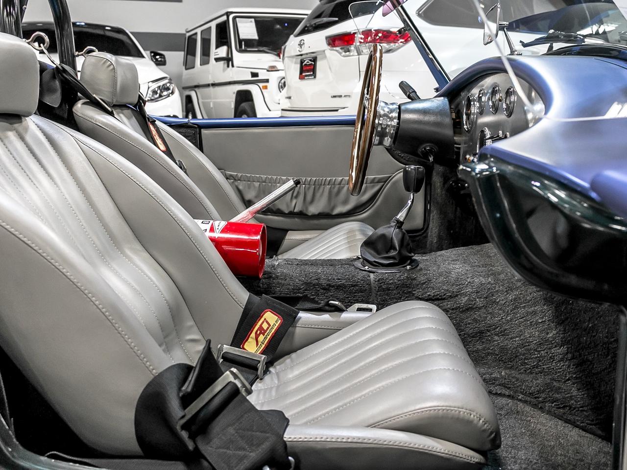 1967 Ford Cobra Ford 5.0L V8|5-Speed Manual|Only 31,000 KM Photo