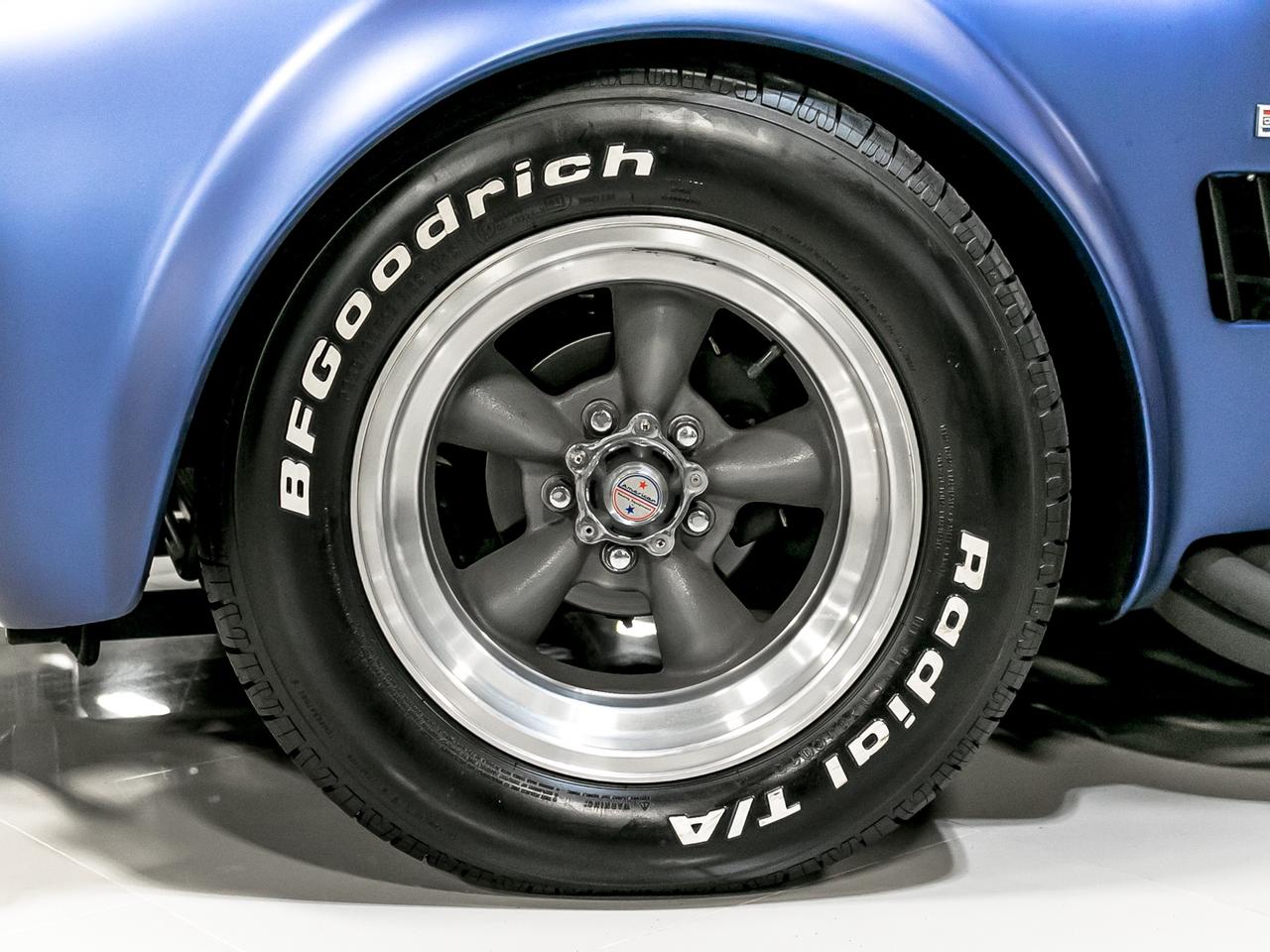 1967 Ford Cobra Ford 5.0L V8|5-Speed Manual|Only 31,000 KM Photo