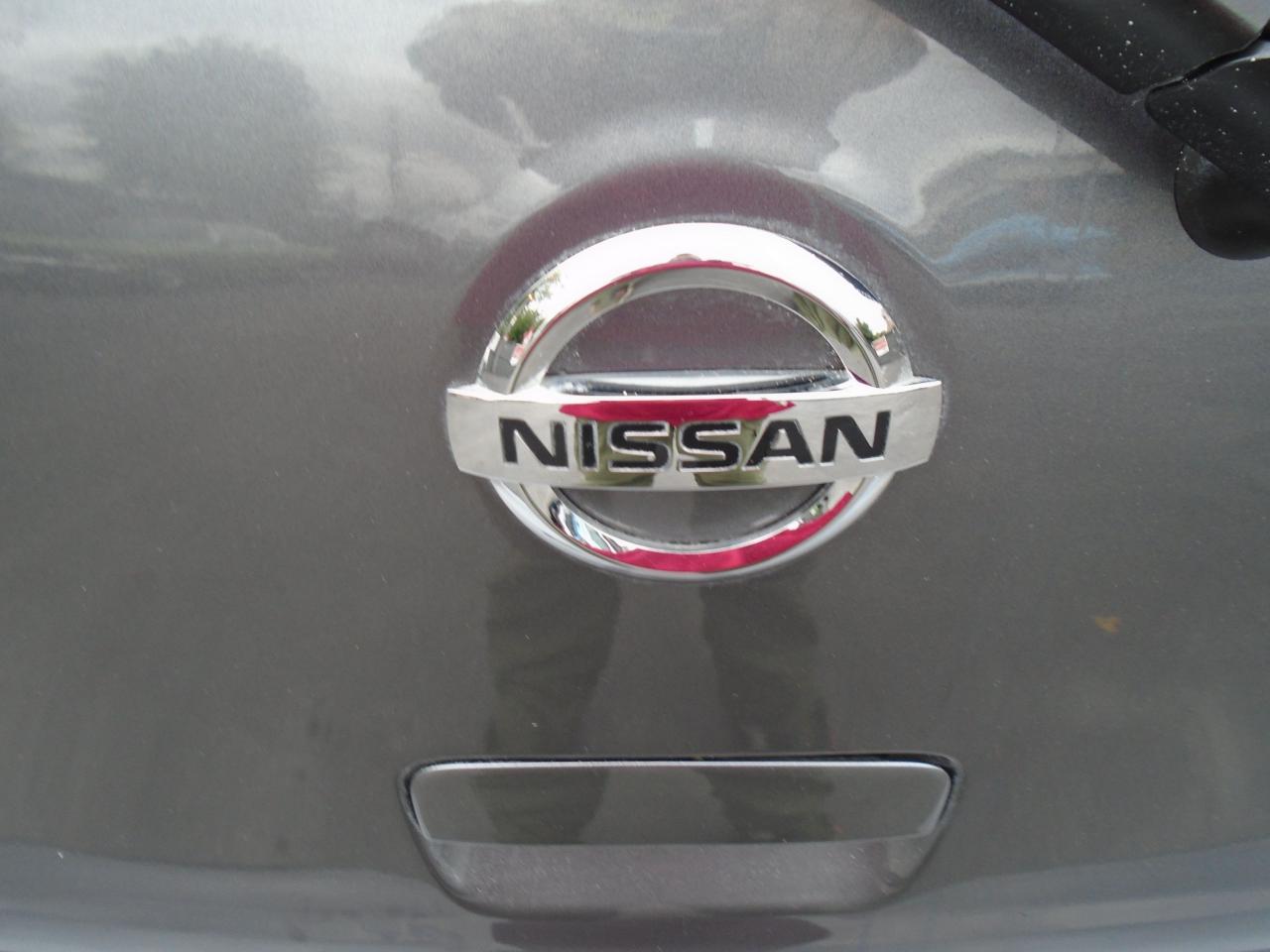 2017 Nissan Micra SV - Photo #12