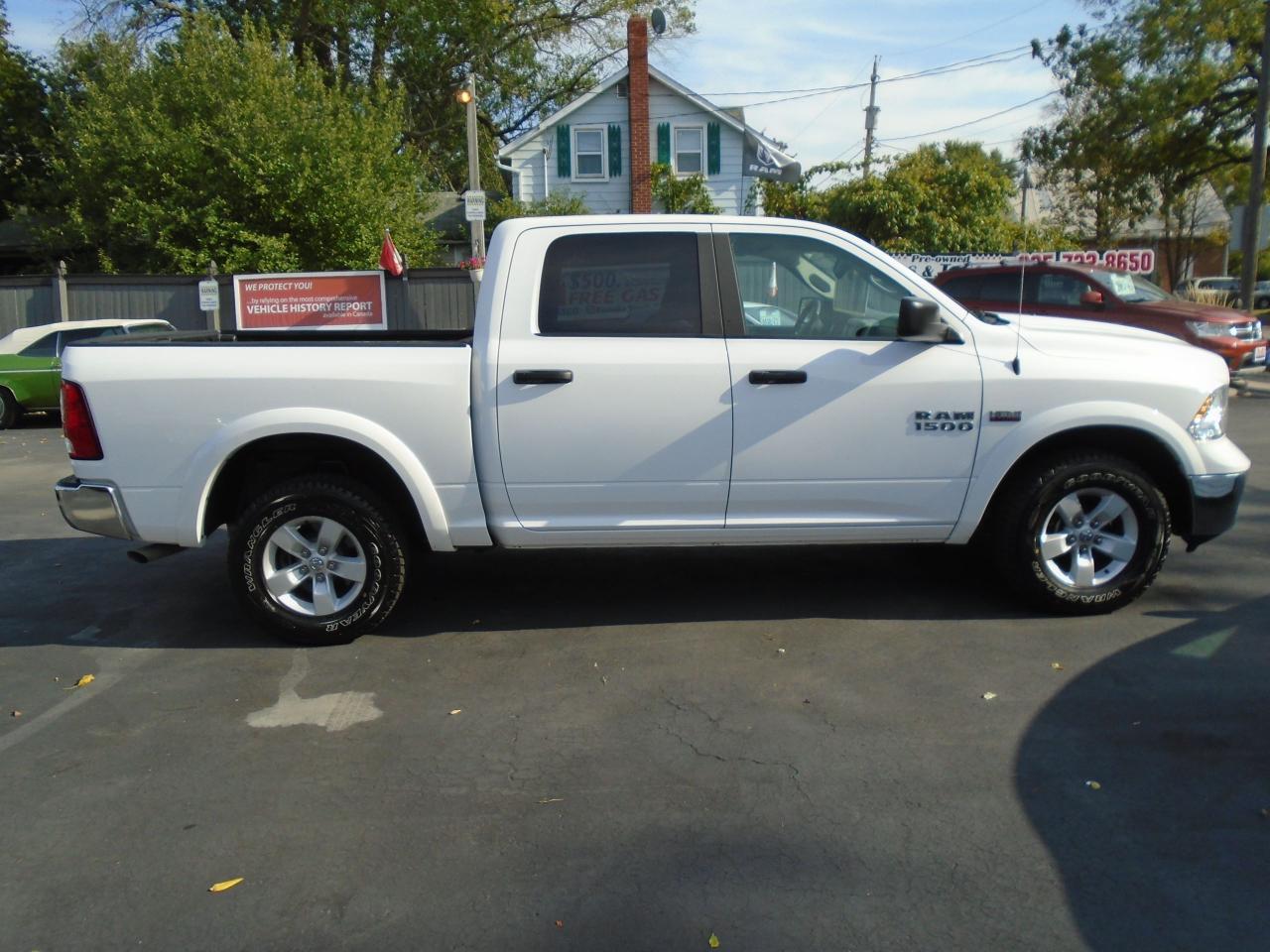 2017 RAM 1500 OUTDOORSMAN - Photo #2