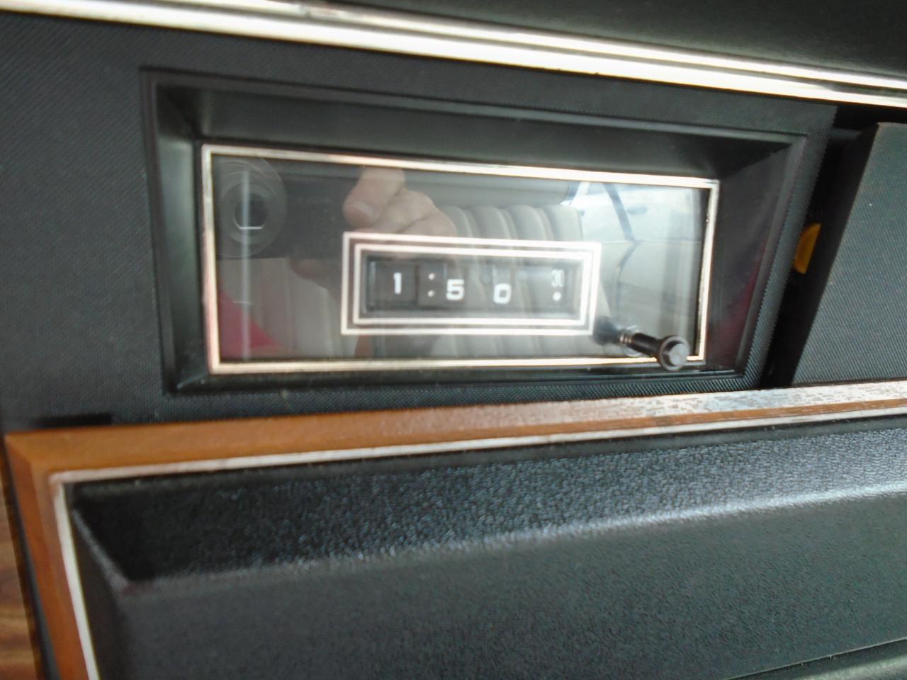 1974 Oldsmobile Delta Eighty-Eight Royale - Photo #17