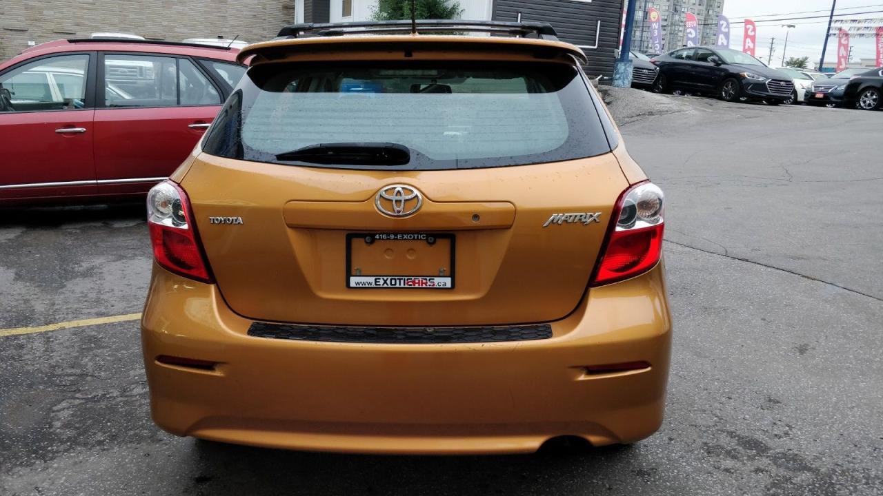 2010 Toyota Matrix Automatic! No Accidents! - Photo #4
